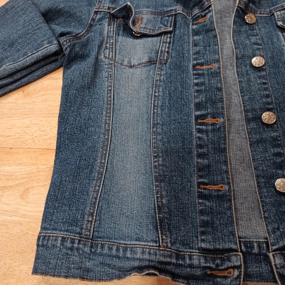 Denim jacket - Picture 11 of 16